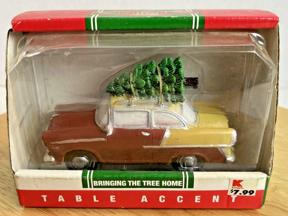 Lemax Coventry Cove Classic Car with Christmas Tree Table Decor Retired 83688 New Old Stock