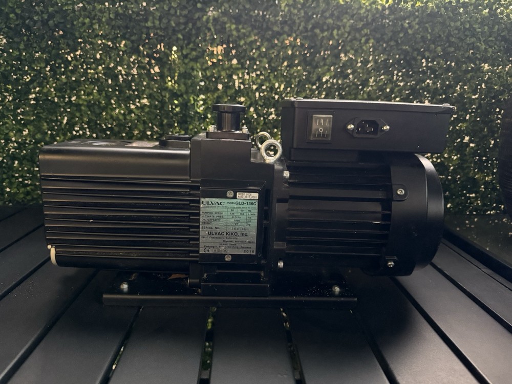 ULVAC Rotary Oil Sealed Vacuum Pump GLD-136C