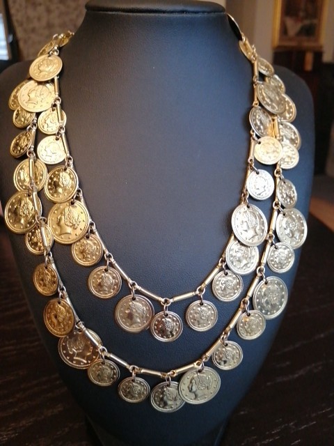 Ready For A New Owner! Gold Plated Faux Coins Vintage Necklace Great Condition
