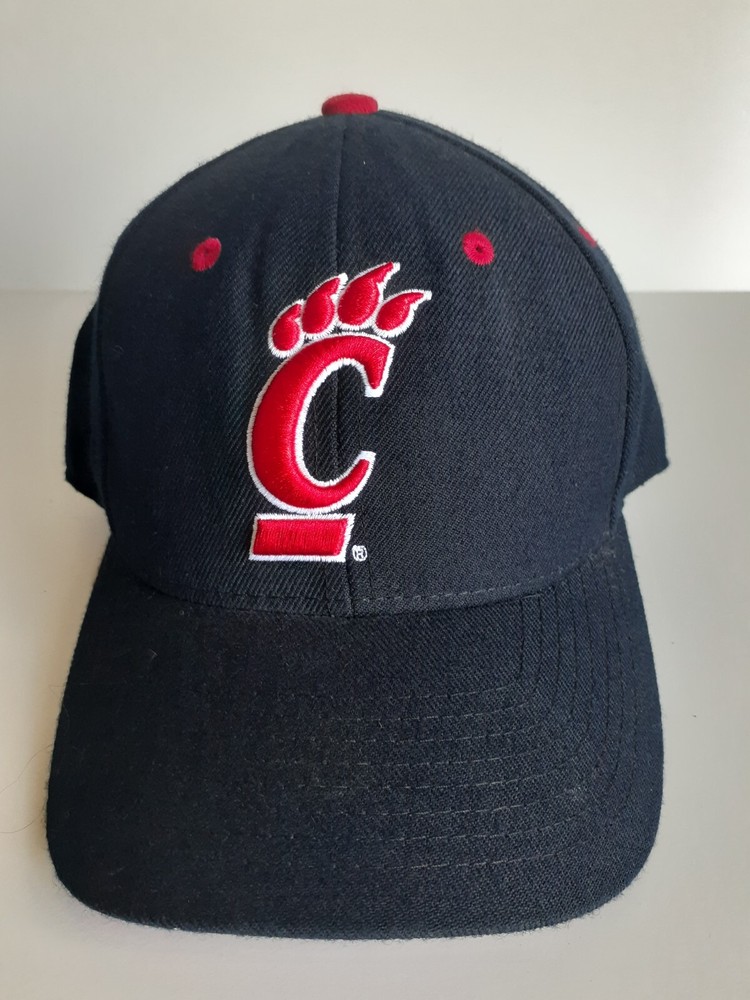 Zephyr The Z Hat, BEARCATS Bear Cats Embroidered Cap, in As New Condition!