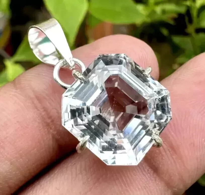 Natural 24 Ct Certified White Sapphire Loose Gemstone 925 Silver Pendant