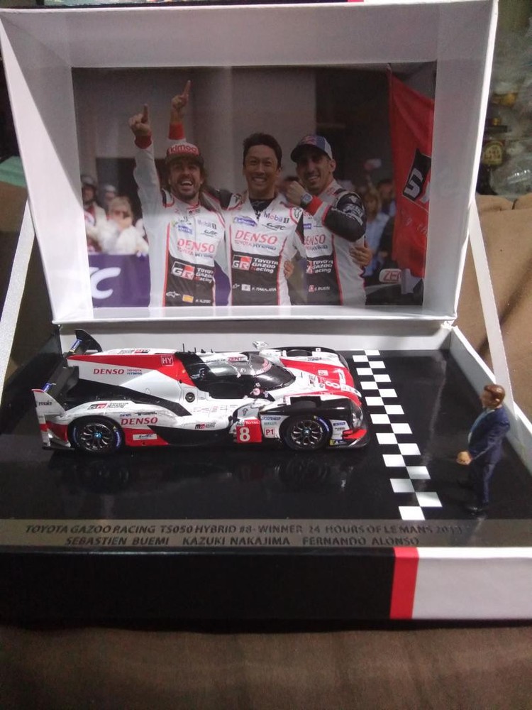 Limited Edition Serial Spark Toyota TS050 Le Mans First Winning Model 269470 Collectible Car