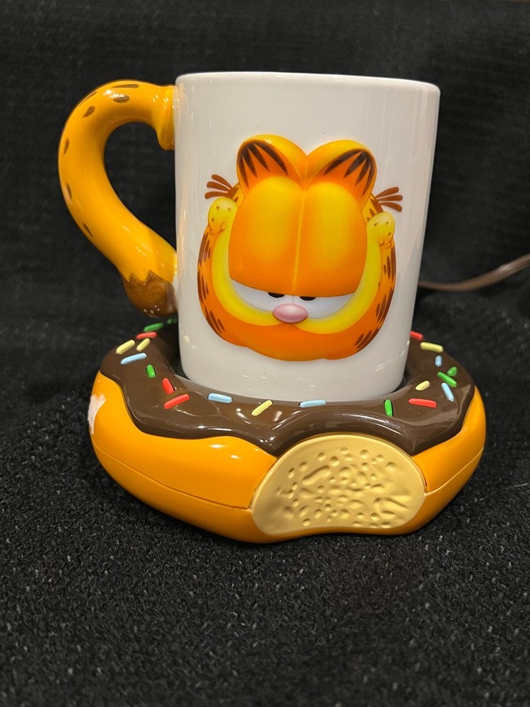 Garfield Mug with warmer  New, works, Excellent condition