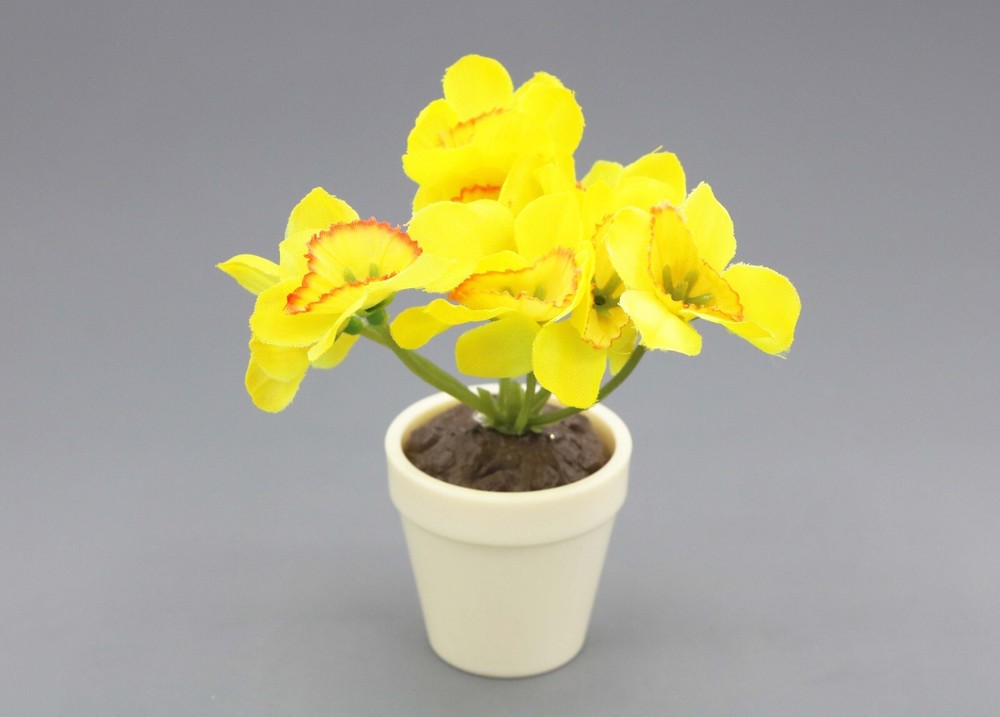 Yellow Flower Pot for 18