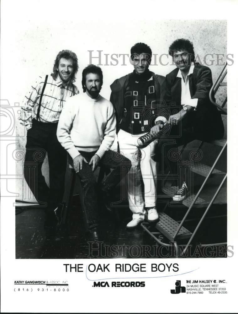 Press Photo The Oak Ridge Boys, Country Signing Group - syp38314