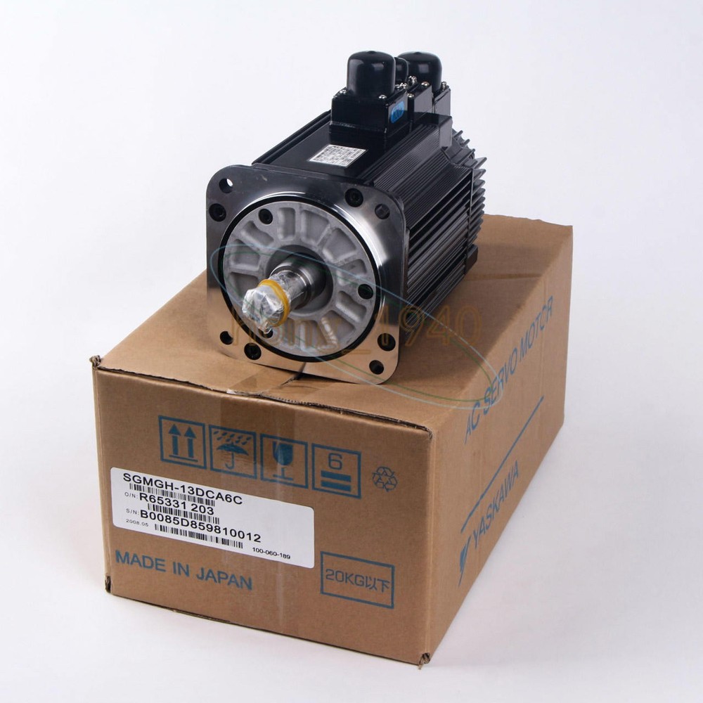 ONE NEW Yaskawa Servo Motor SGMGH-13DCA6C