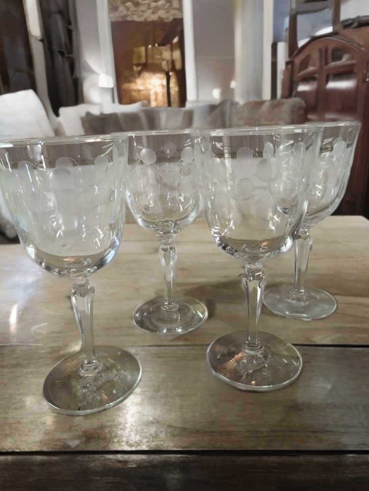 Vintage 1955- Libbey Carlton (Dots) 7