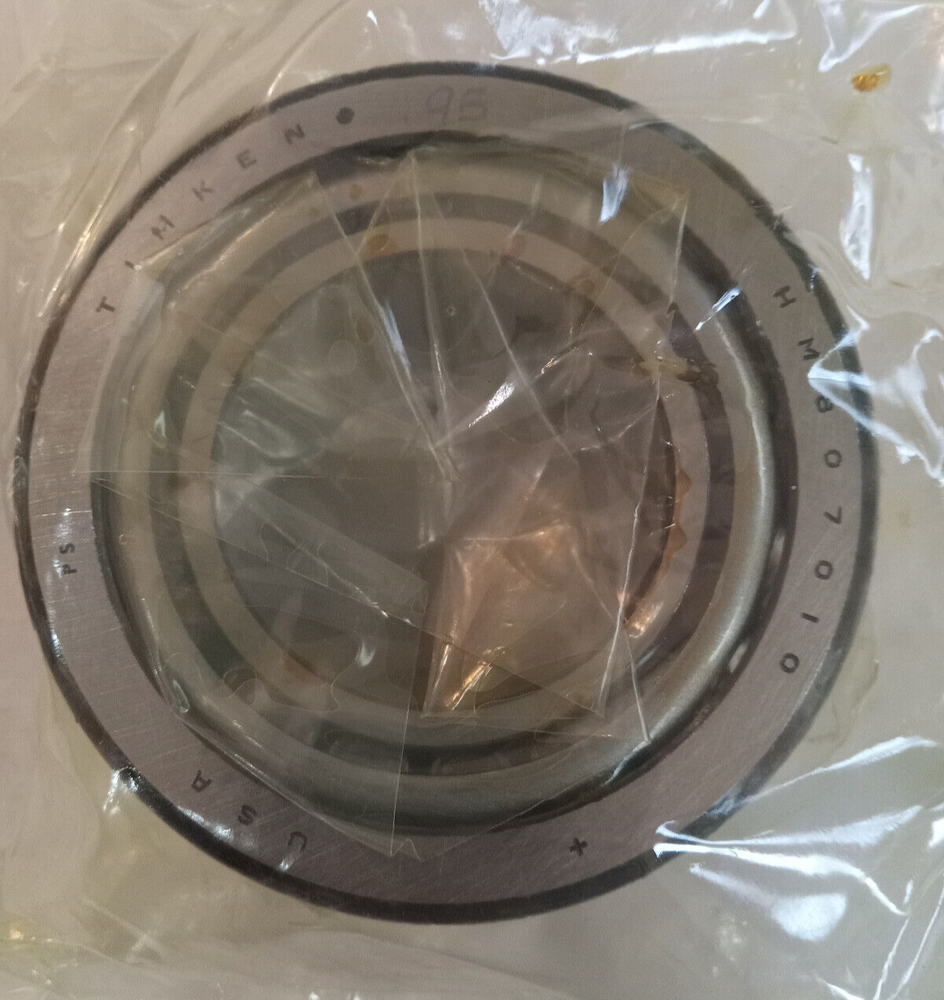 CNH 1348834C1 Tapered Bearing Assembly