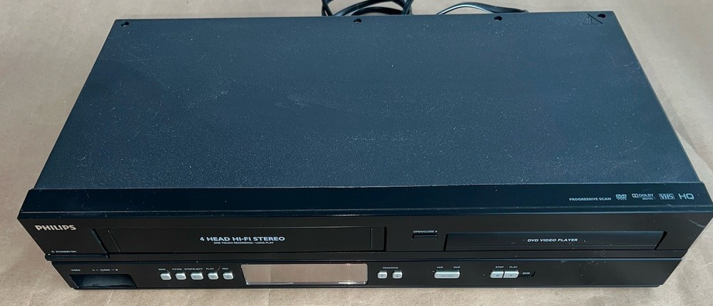 Philips DVP3345VB/F7 VCR DVD Combo Player Tested Works
