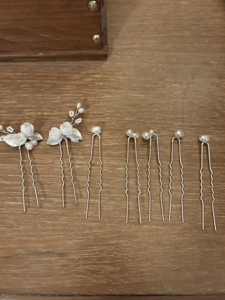 Elegant Bridal Hair Pins for Wedding Hairstyles