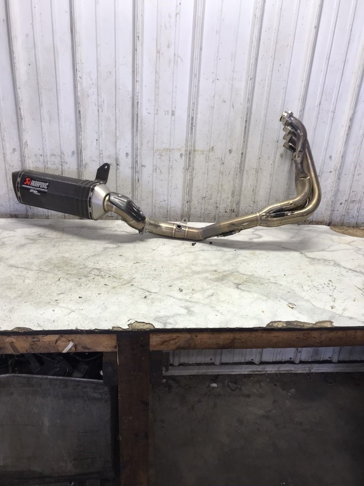21 Kawasaki ZX 10 ZX10R ZX1000 R Ninja Akrapovic Muffler Exhaust