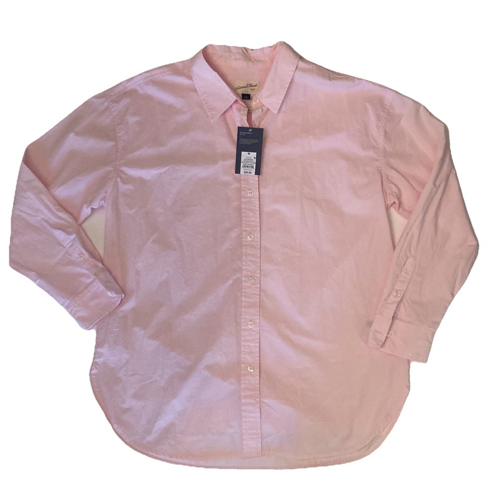 NEW! Universal Thread Women's Pink Button Down Shirt Oversized Fit Size M