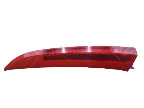 03-06 VOLVO XC90 Driver Side Left Upper Tail Light 335108