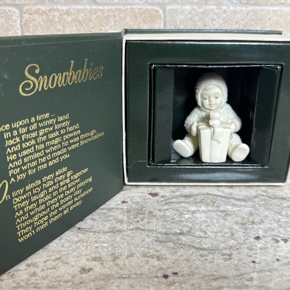 1993 SNOWBABIES Event Piece #6838-1 Can I Open It Now 2.75 Inch Tall