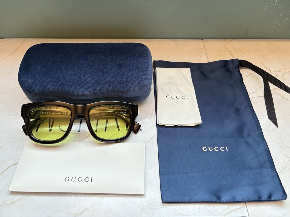 Gucci GG1135S 005 Square Sunglasses Black Frame Green Tinted Lens Plastic