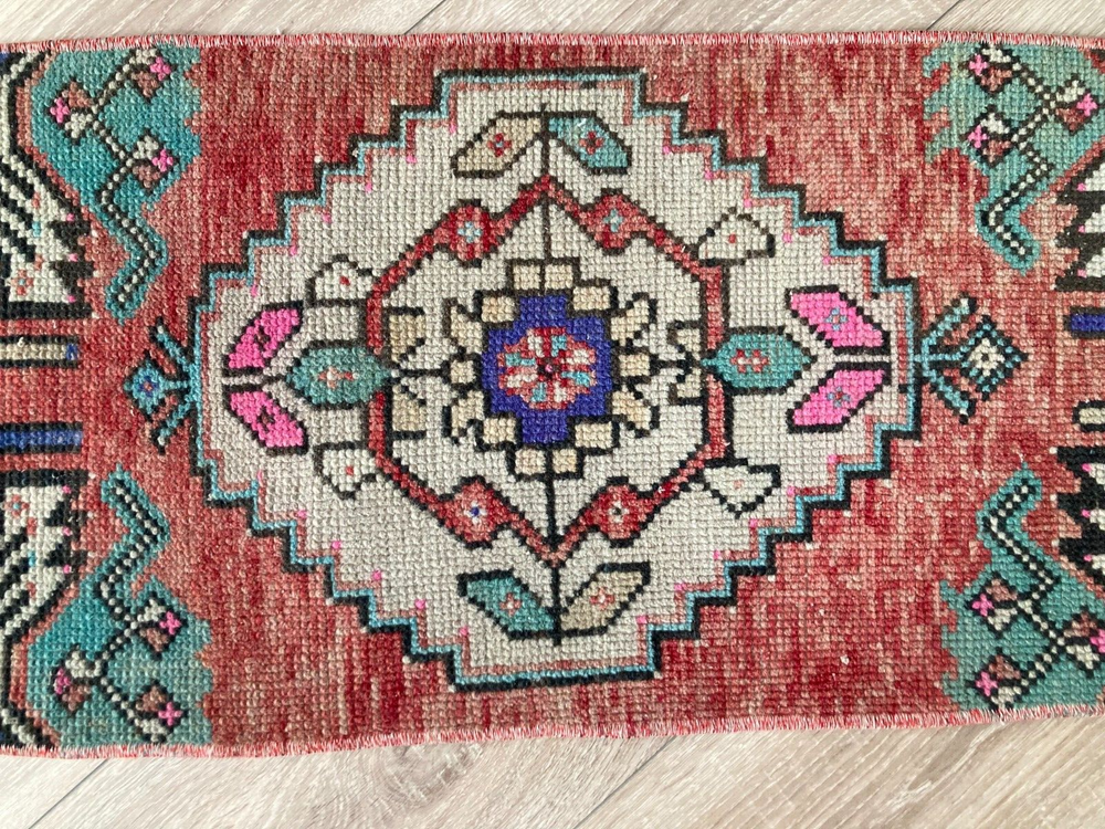 Vintage Turkish Boho Handmade Rug Doormat Carpet 1.2x3 ft