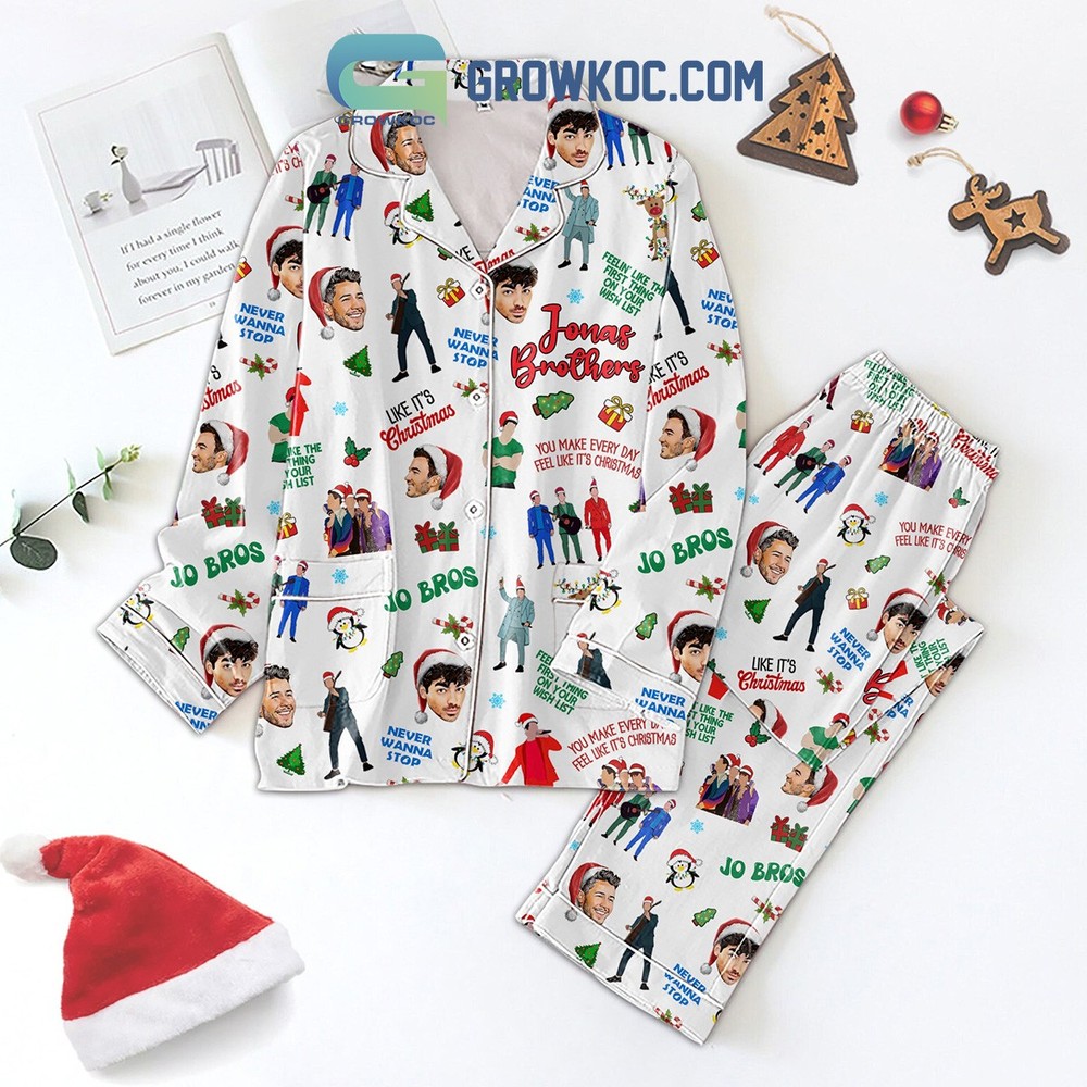 Jonas Brothers You Make Every Day Feel Like It8217s Christmas Pajamas Set
