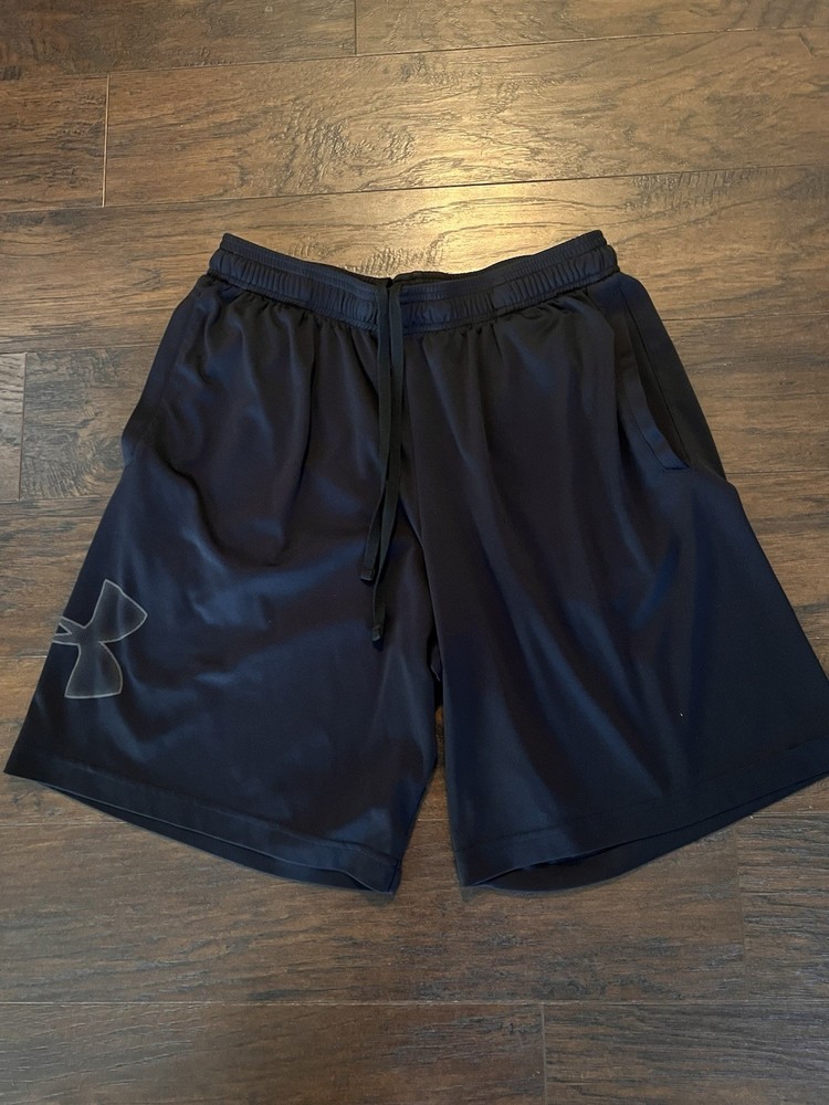 Under Armour Shorts Black Shorts Drawstring Loose Fit Men’s Size Medium