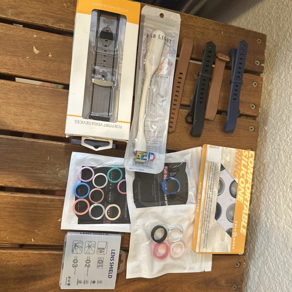 S11 Bulk Plastic Items Assortment