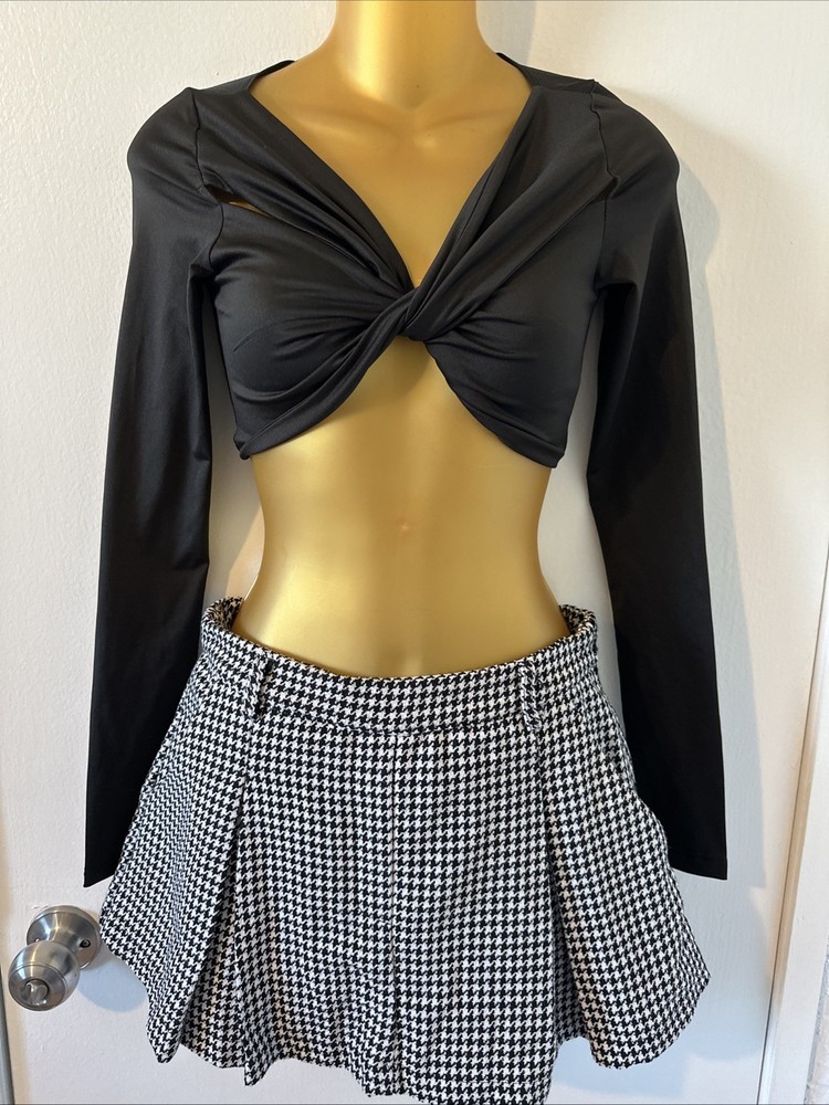 Winter Black & White Houndstooth Mini Skirt Women's Size Small New W/ Tag