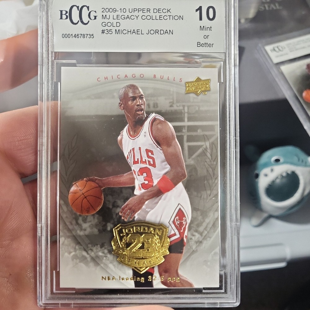 2009-10 Upper Deck MJ Legacy Gold Michael Jordan Basketball Card