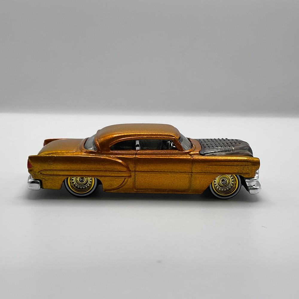 Hot Wheels Custom ‘53 Chevy in Rusty Gold w/ Real Riders
