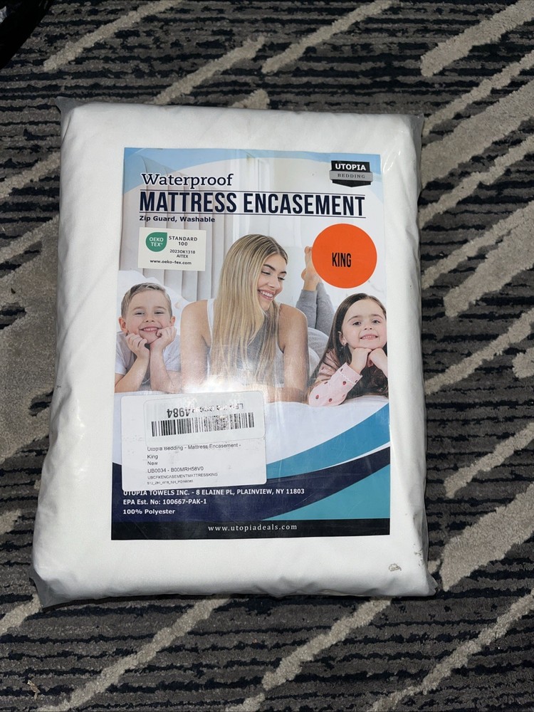 Utopia Bedding Waterproof Zippered Mattress Encasement Protector King Size White