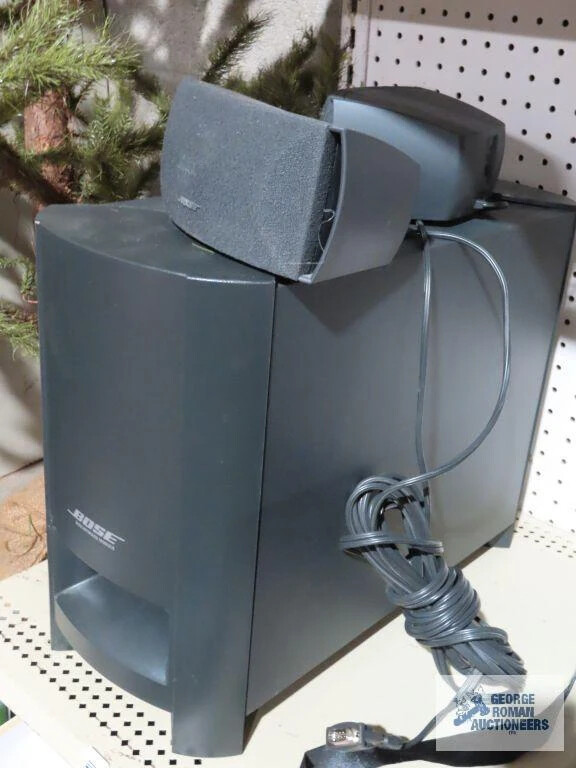 Bose Acoustimass Module and 2 Speakers