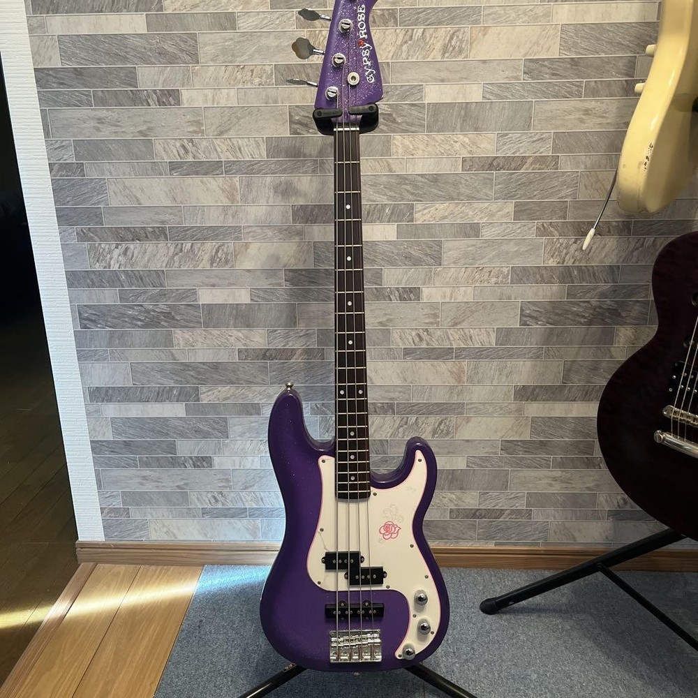 Gypsy Rose Purple Electric Bass Guitar with Vibrant Finish