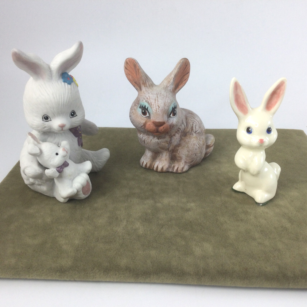 Vintage White Beige Ceramic Bunny Rabbit Figurines Set of 3