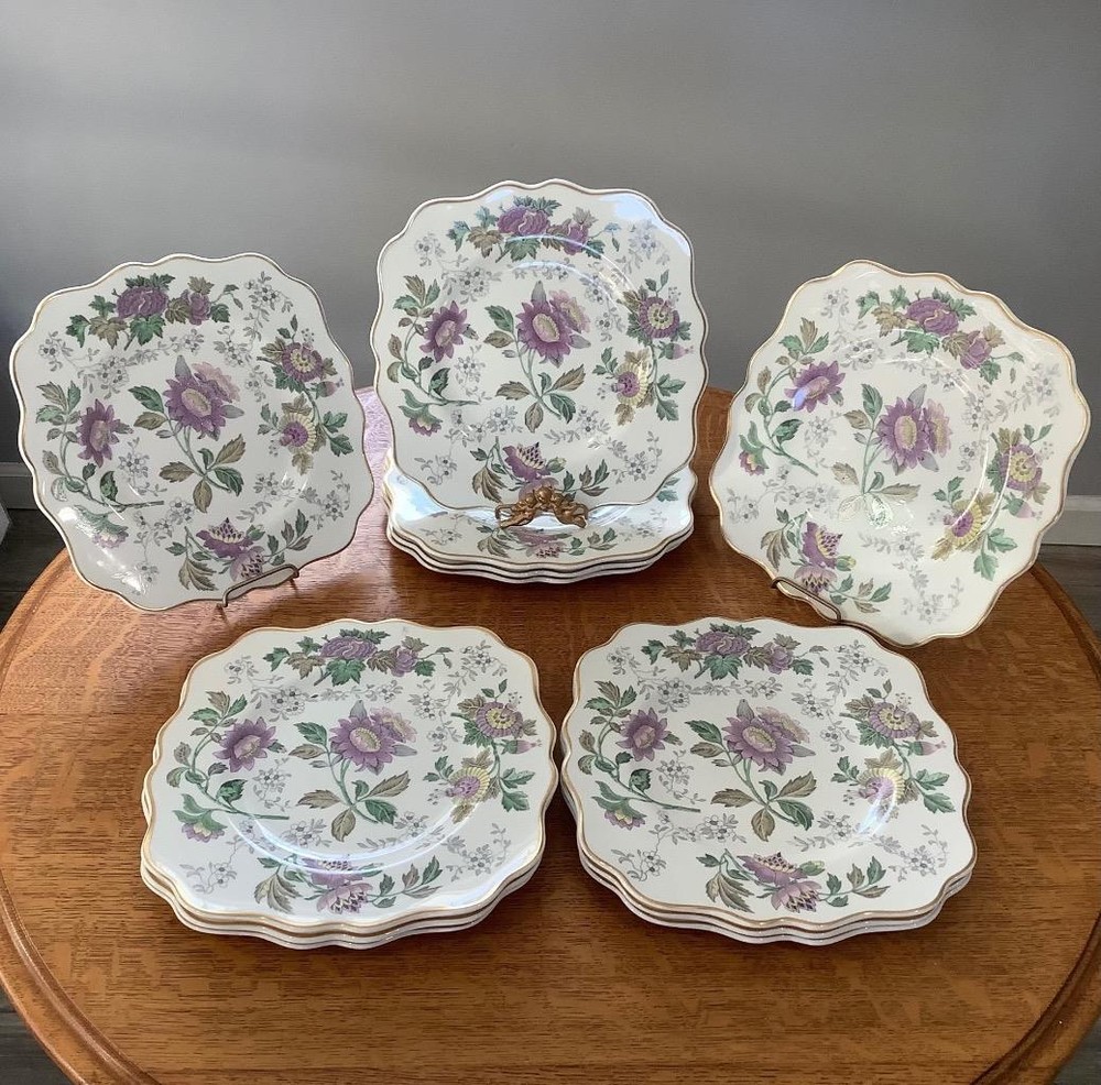 Wedgwood Avon bone china 12 square ruffled edge dessert/salad plates W3983