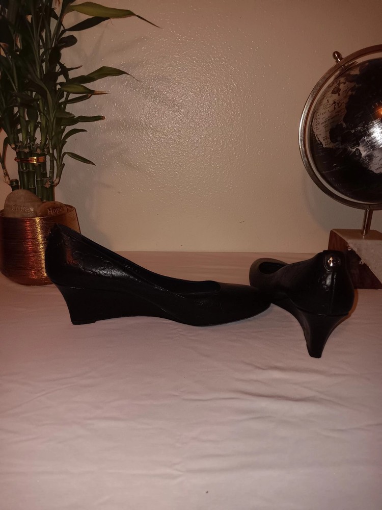 Gucci Guccissima GG Embossed Black Wedges Size 8