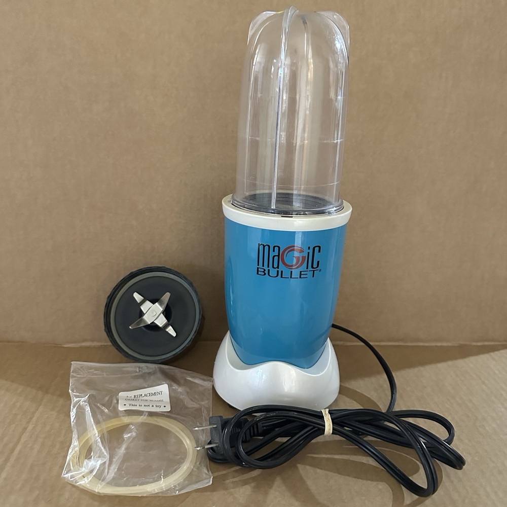 Magic Bullet Blender MB1001C with Mixing Cup and 2 Blades Tested