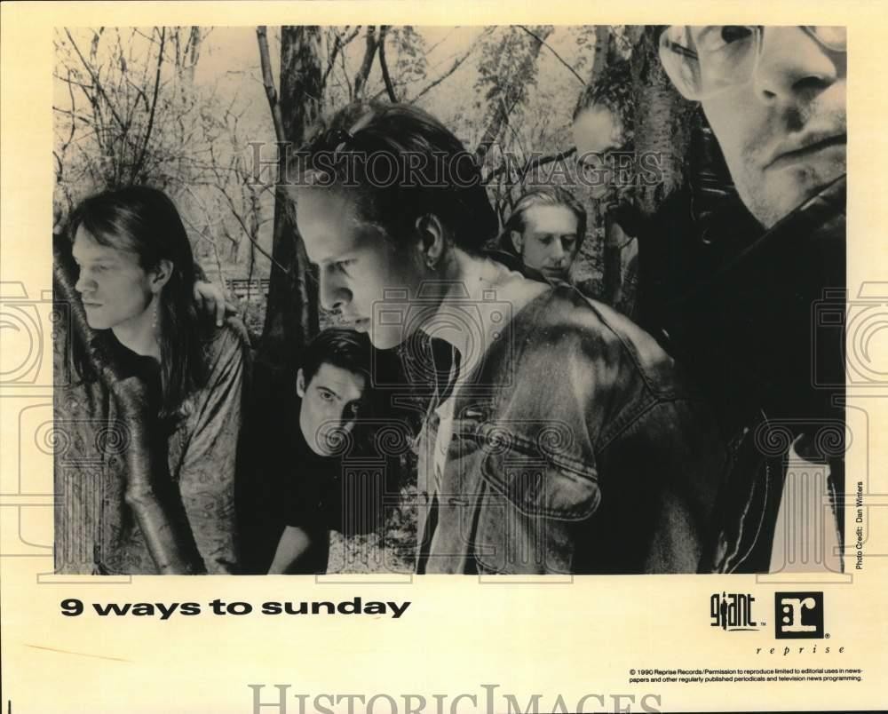 1990 Press Photo Music Group 9 Ways To Sunday - syp40379