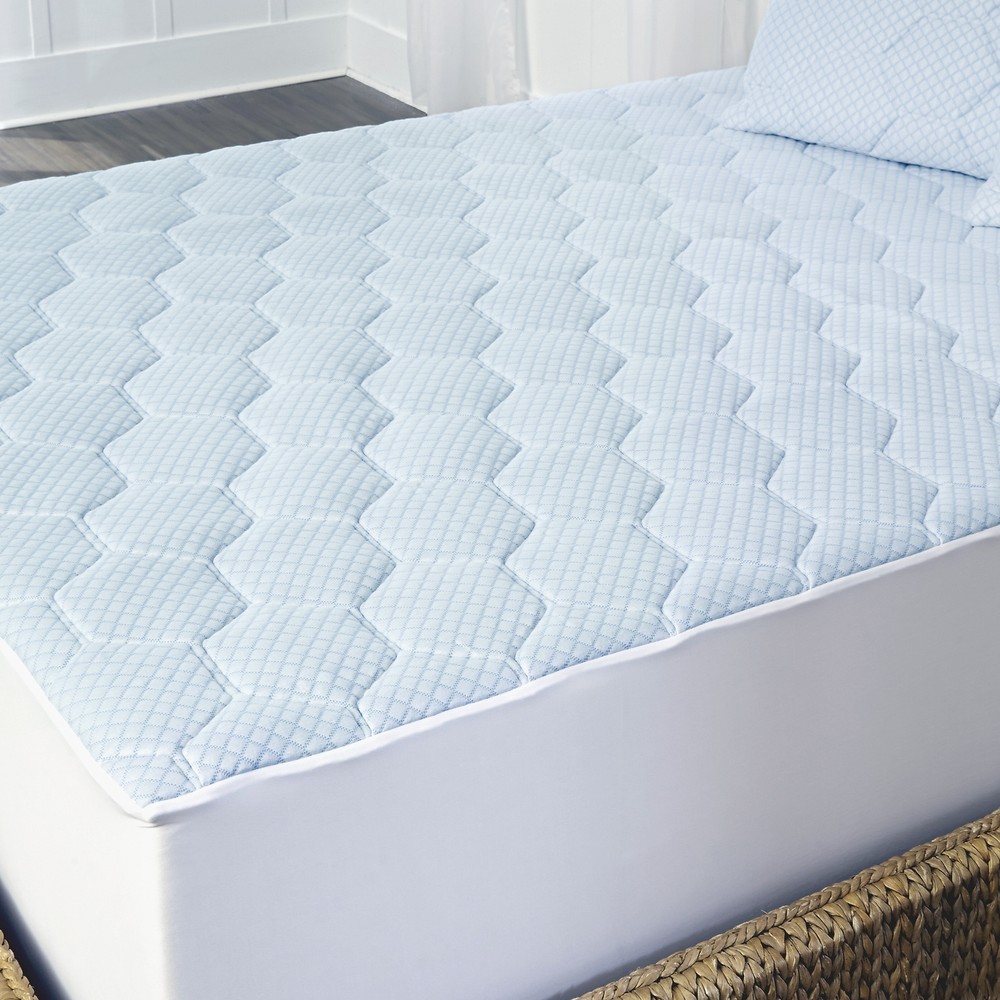 Arctic Sleep Cooling Gel Memory Foam Mattress Topper with