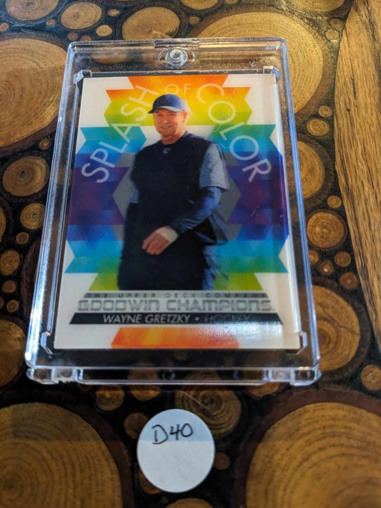 2022 UD Goodwin Champions Splash of Color 3D Lenticular Wayne Gretzky w/Bounty