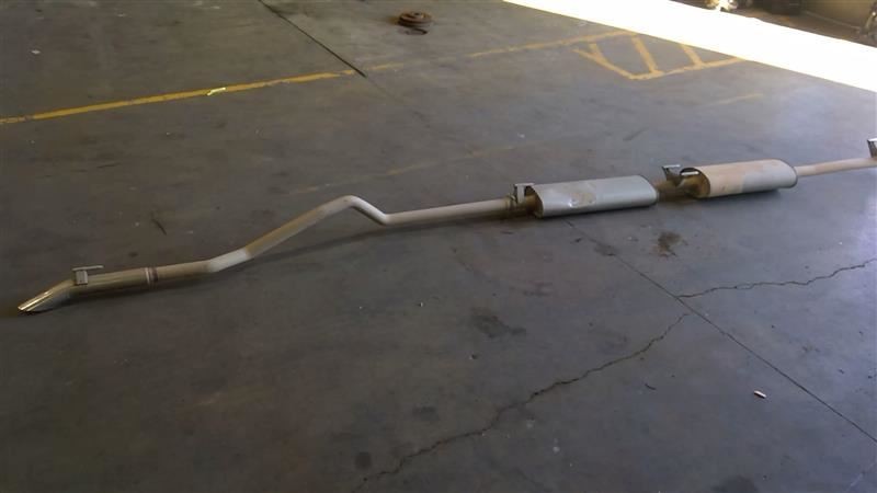 19-23 MERCEDES SPRINTER 2500 MUFFLER / TAIL PIPE EXHAUST 9074900400 / 9074903100