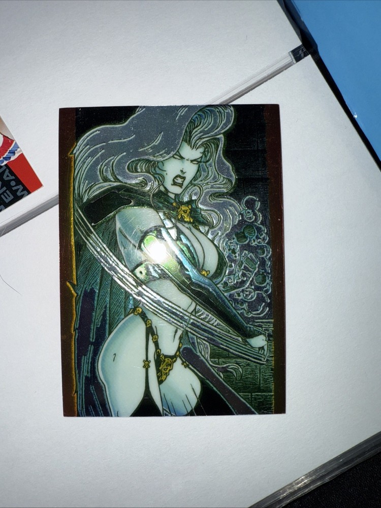 Lady Death 1995 Krome Evil Ernie II Glow in the Dark Chromium Card
