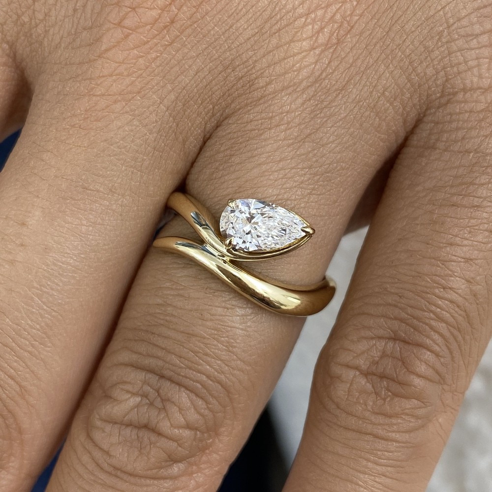 14K Yellow Gold Solitaire Ring 0.7ct Pear Labcreated Diamond F/VS Gift for Women