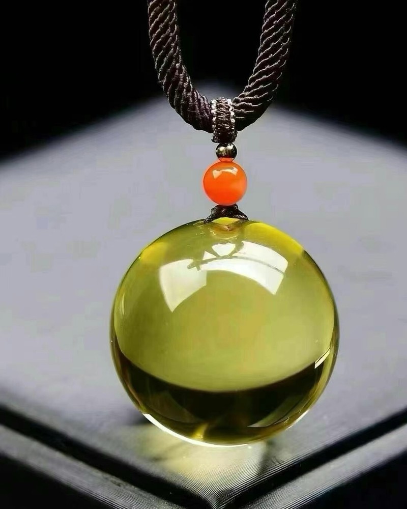 Top Natural Citrine Quartz Crystal Ball Hand-Carved Pendant for Healing Energy and Spiritual Balance 1PC
