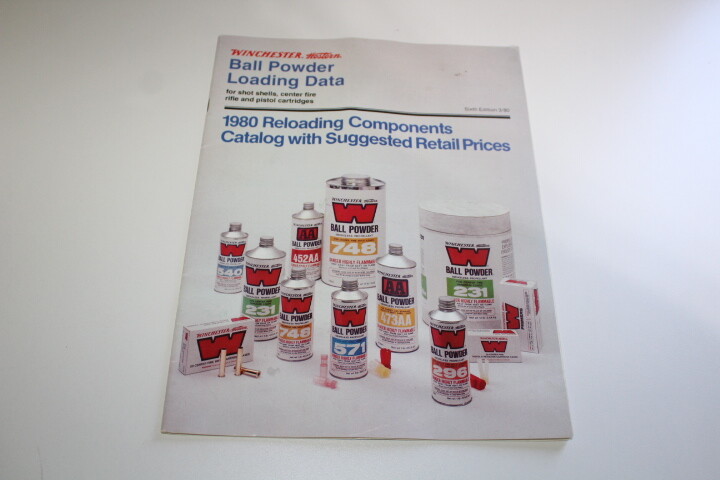 Vintage Brochure Winchester Western Ball Powder Loading Data 6th Edition 1980