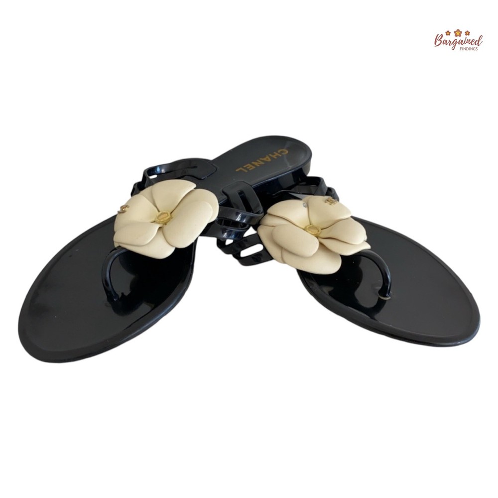 Authentic CHANEL CC Black/White Jelly Camelia Rubber Thong Flip Flop Size 38/8