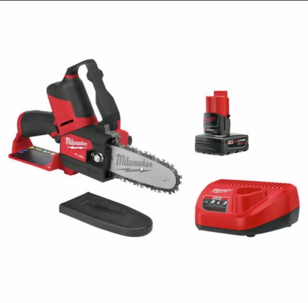 Milwaukee M12 FUEL 6in Cordless Chainsaw Kit with Battery - Red 2527-21