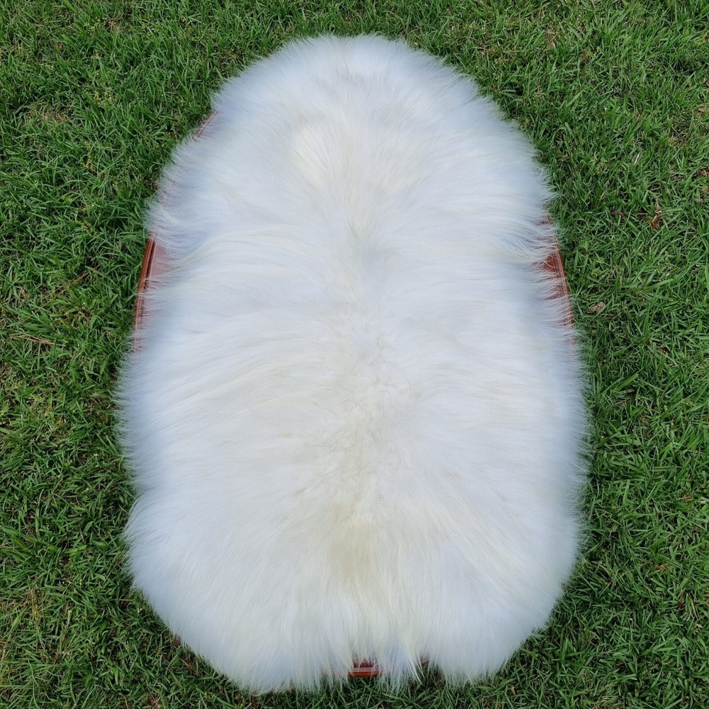 100% Genuine Icelandic Sheepskin in Natural White
