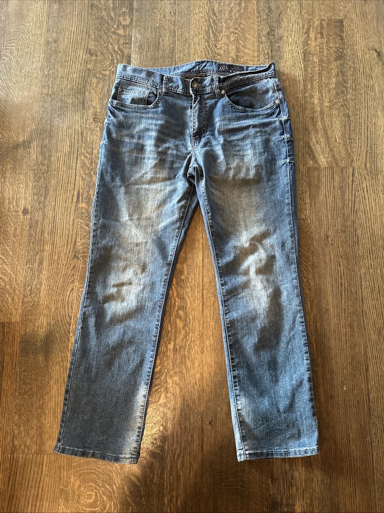 TK Axel Jeans Mens 34x32 Slim Straight Medium Faded Wash Five Pocket Blue Denim