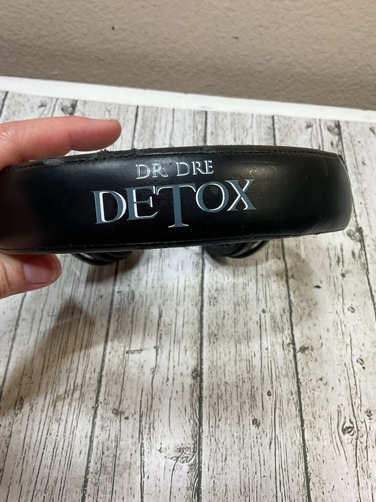 Monster Beats Pro DETOX by Dr. Dre Limited Edition Headphones Black