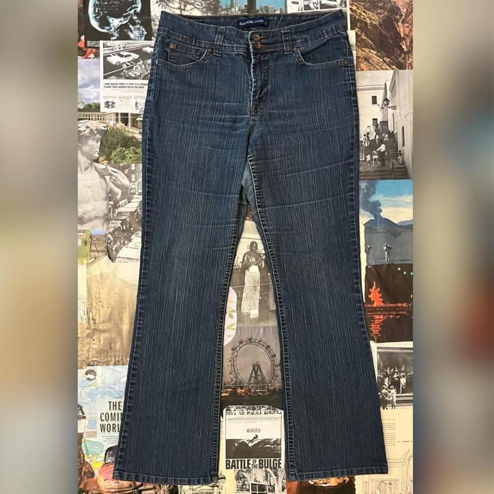 Adorable y2k flare jeans mid