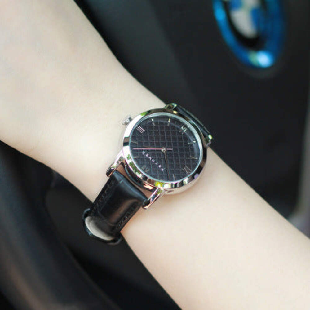 High-Grade Waterproof Quartz Watch with Genuine Leather Strap - Fashion Non-Mech