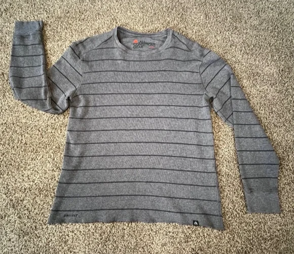 Nike ACG Thermal Shirt Men's Medium Gray Stripe Long Sleeve Crew Neck Logo