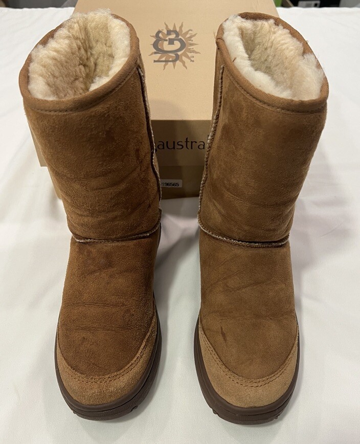 UGG Australia Mayfaire Color Sand Leather Sheepskin Winter Boots 5116 Size 8